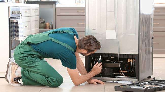 Tủ lạnh hỏng lốc - Dấu hiệu nhận biết và nguyên nhân