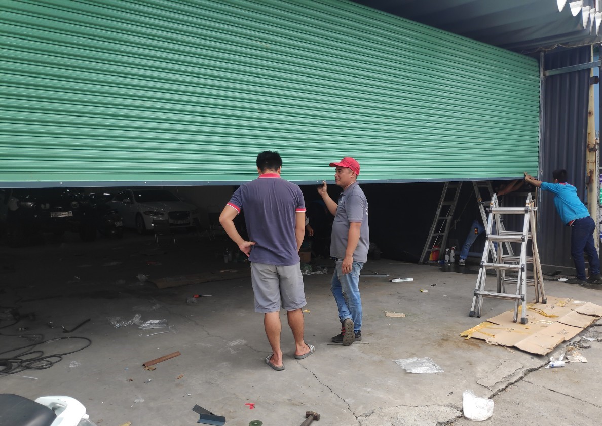 Hoàn thanh lắp đặt cửa cuốn Đài Loan