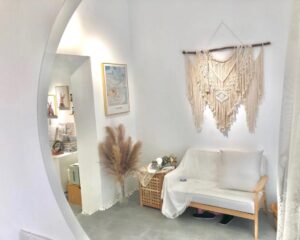 Dự án cải tạo nhà nhà cũ thành tiệm nail của Sửa Chữa Nhanh 24/7