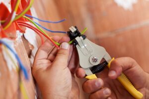 Thợ sửa điện tại Hà Nội - Dịch vụ trọn gói, cam kết chất lượng