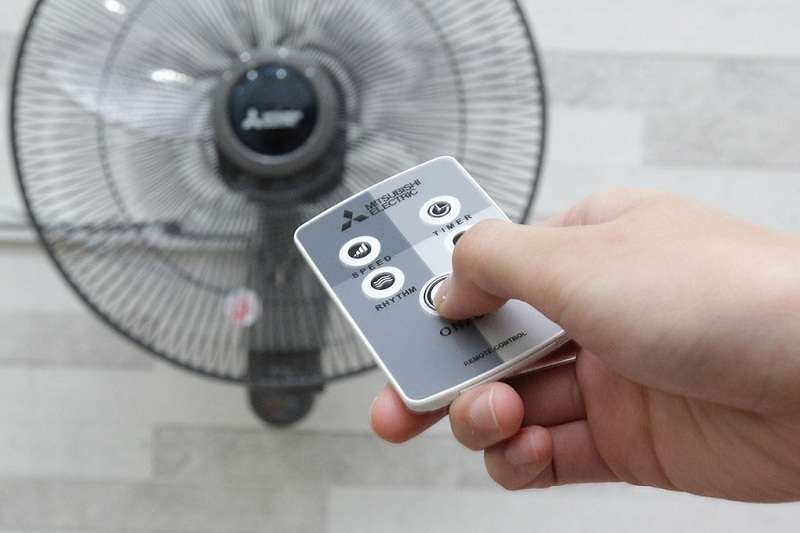 Cách sửa quạt mitsubishi không nhận điều khiển từ xa