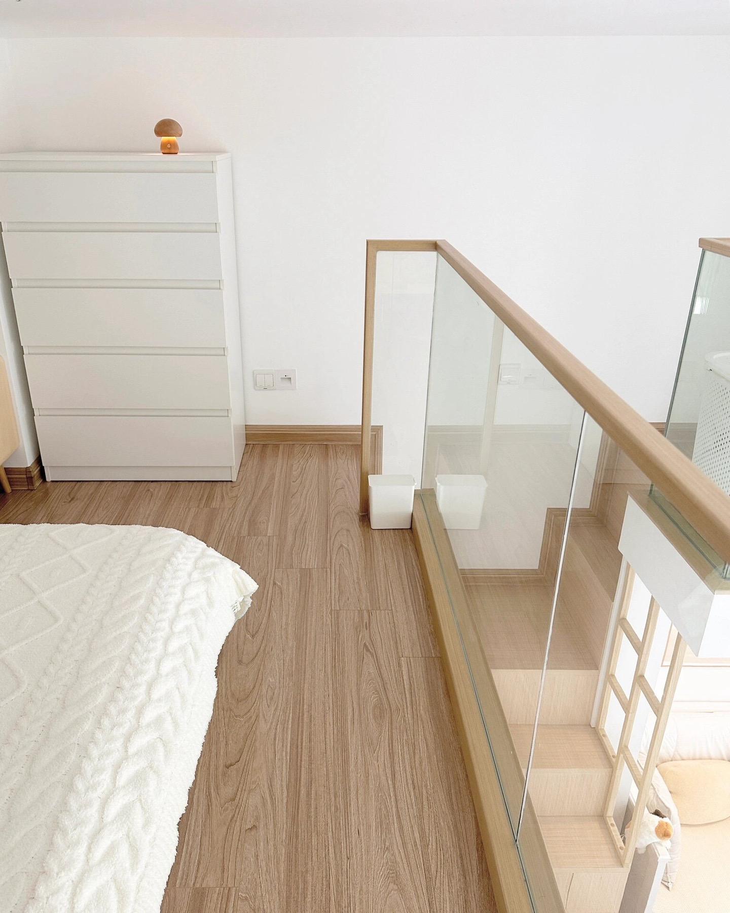 Mẫu nhà gác lửng hiện đại 40m2 (1) Mẫu nhà gác lửng hiện đại 40m2 (1)