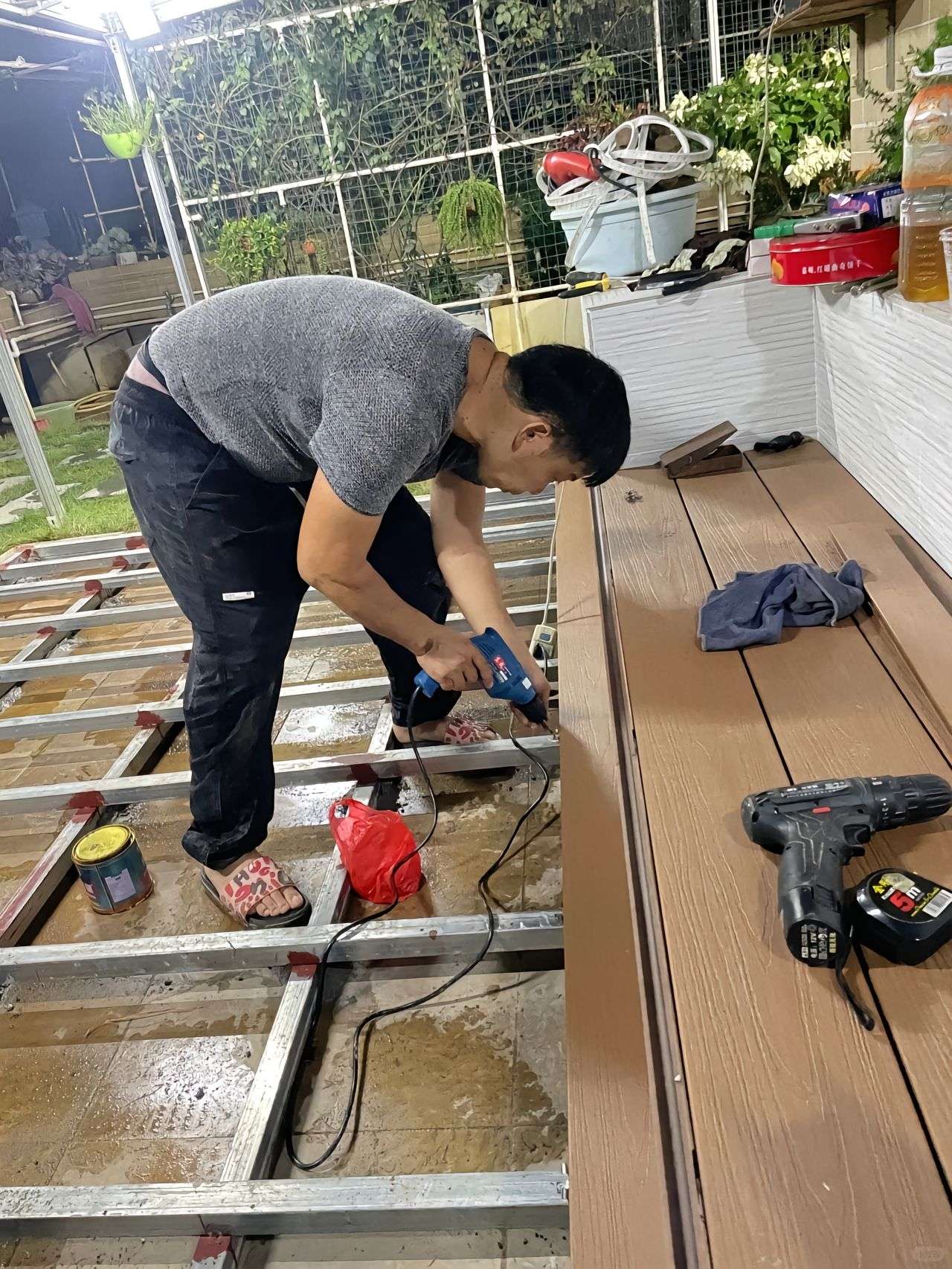 Thiết kế sân thượng đẹp cho nhà phố (4)
