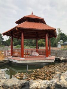 Nhà lục giác sân vườn