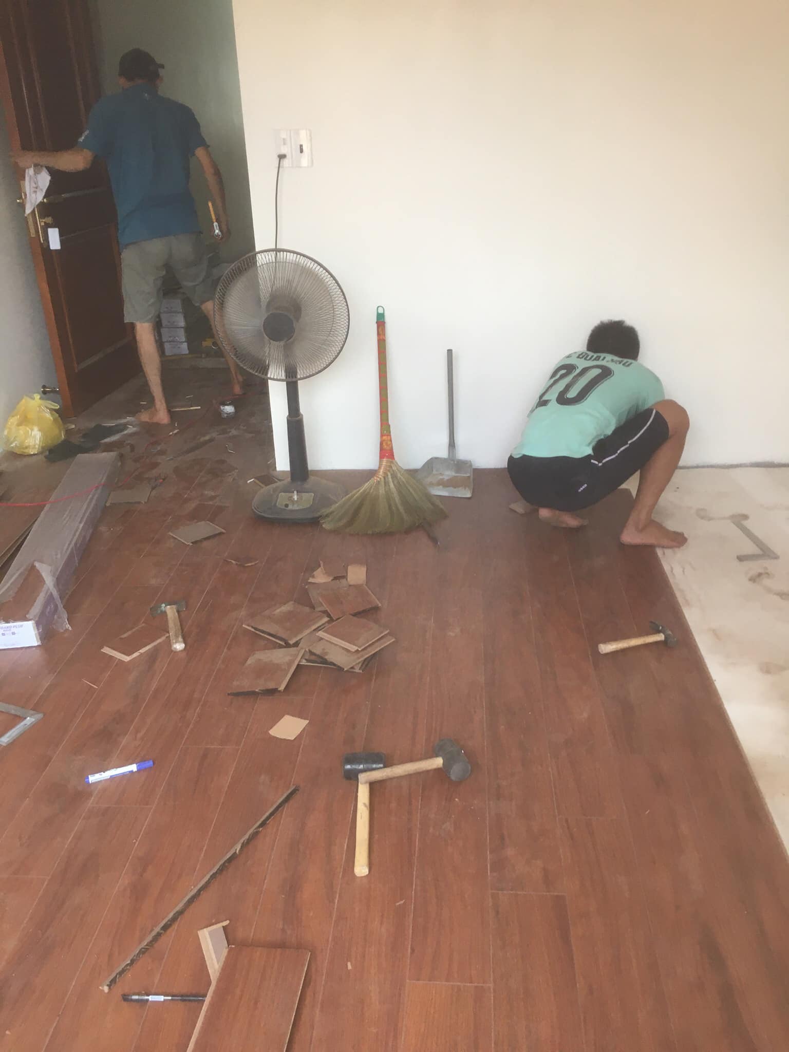 Sửa chữa cầu thang - sàn gỗ