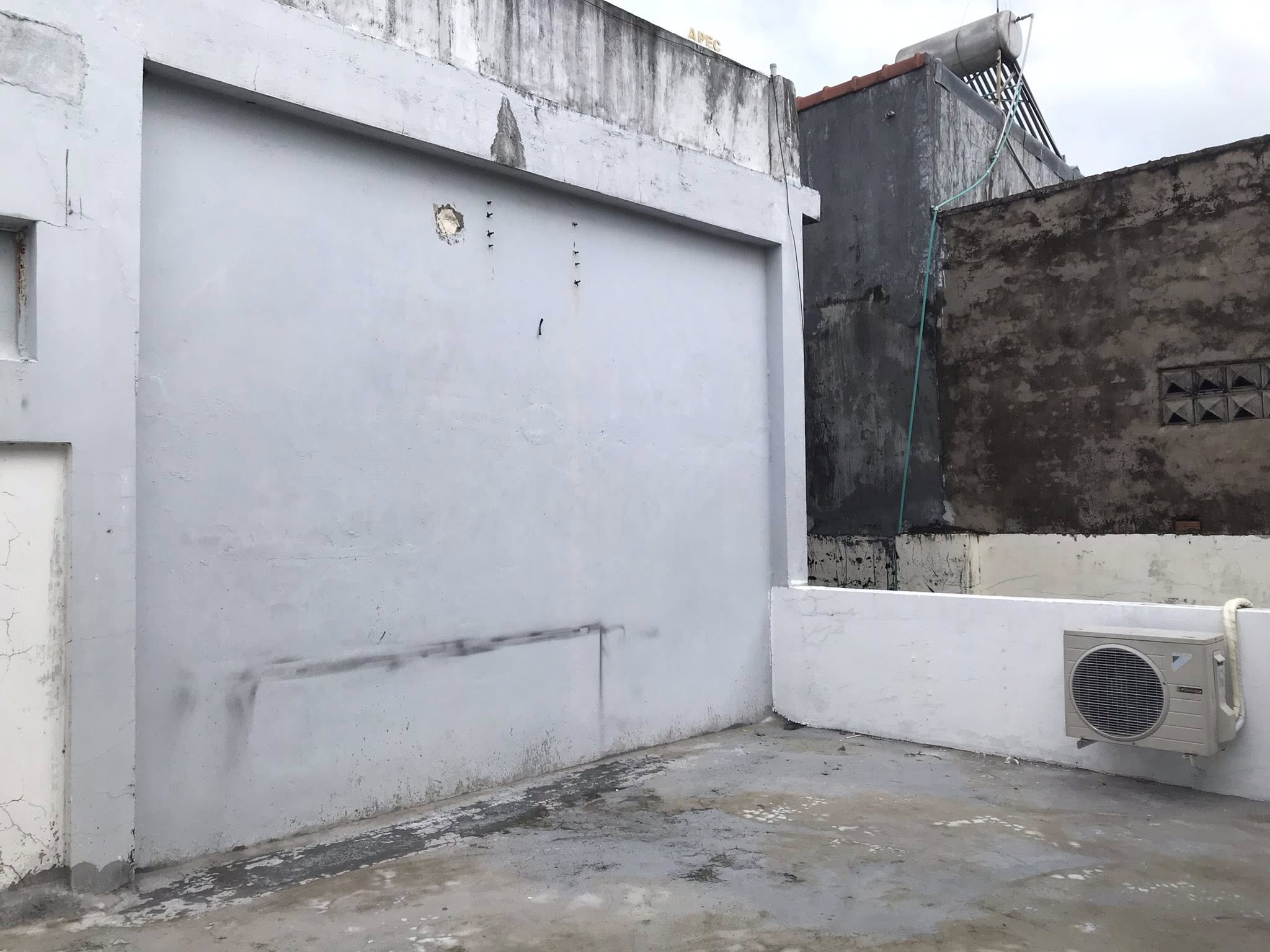 Thi công chống thấm sân thượng nhà anh Sơn tại quận Cầu Giấy 3